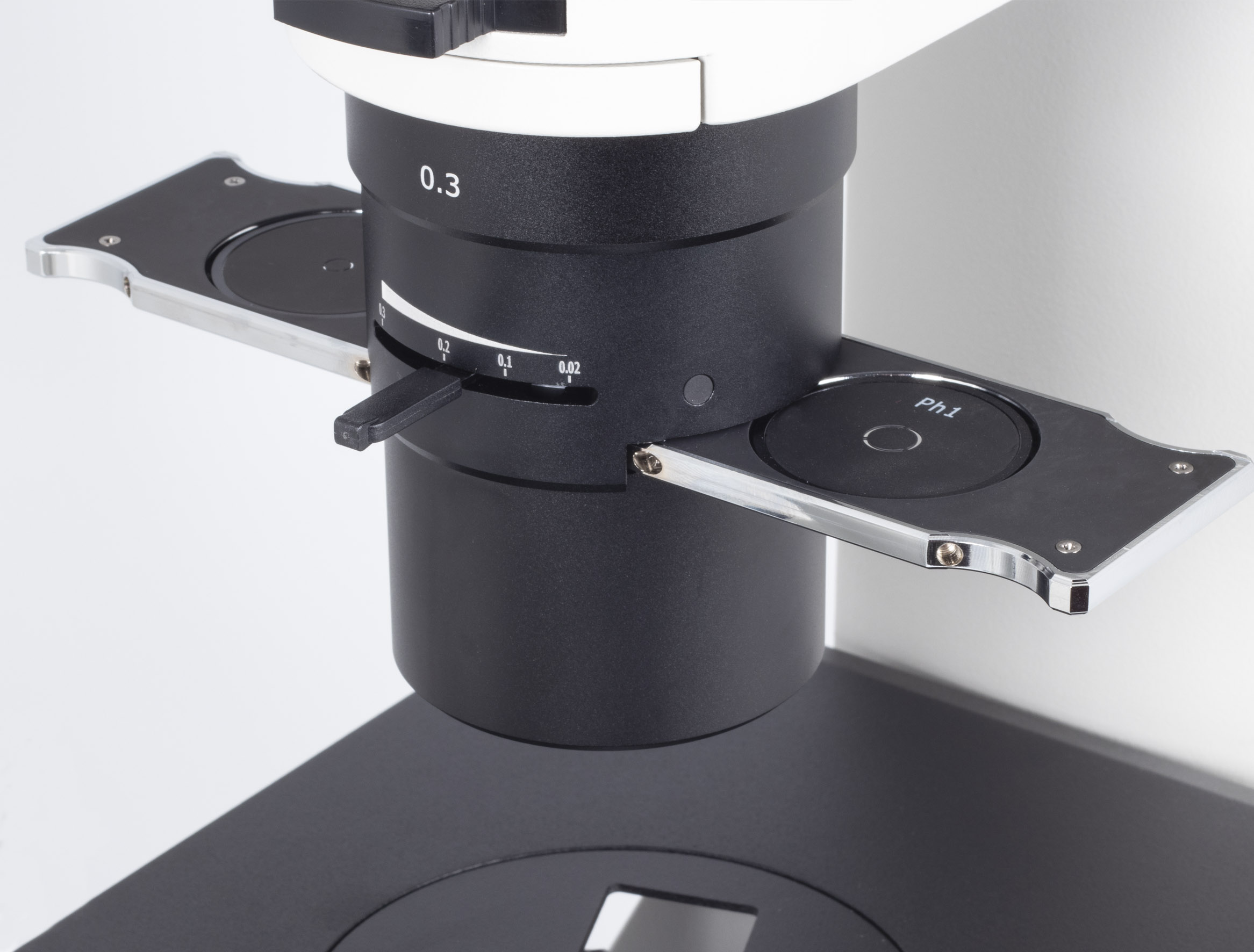 AE2000 Binocular - DETAIL5 - IMG